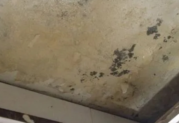 思茅阳台漏水维修公司分享下思茅卫生间渗水维修需要注意哪些问题。